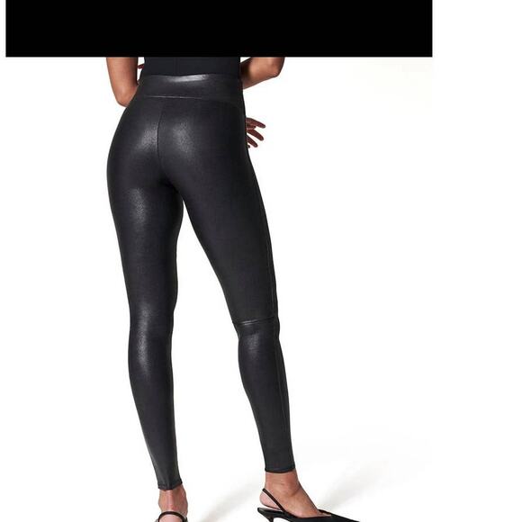 NEW Spanx Vegan Leather Leggings Black Stretch Tummy Shaping Seam Free Small - Picture 1 of 3
